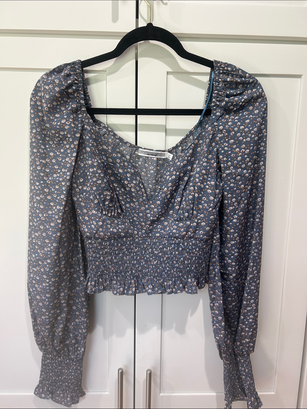 Inmod brand cropped Floral Top